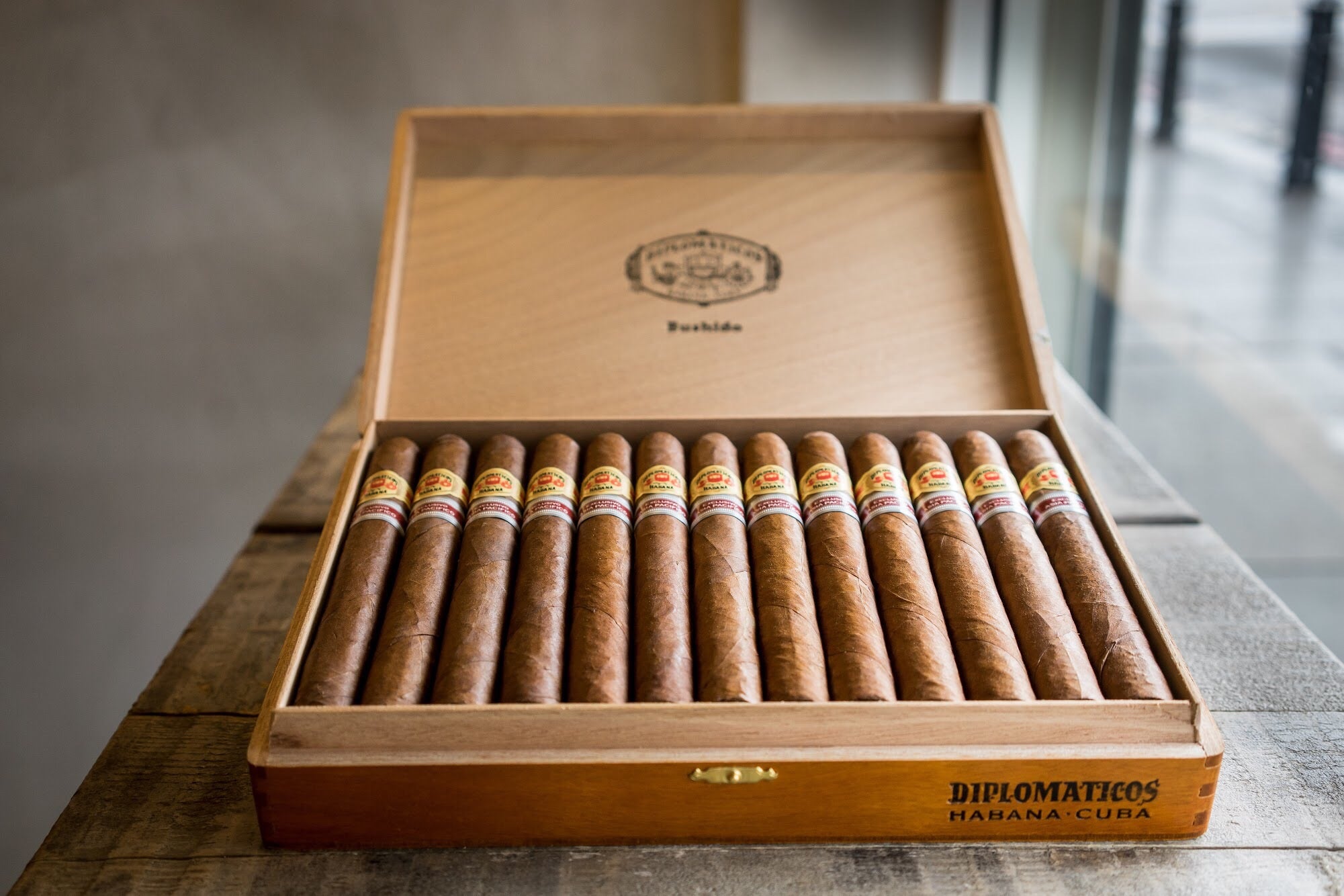 Diplomáticos · Bushido Cigar (Ex. Asia Pacifico 2014)
