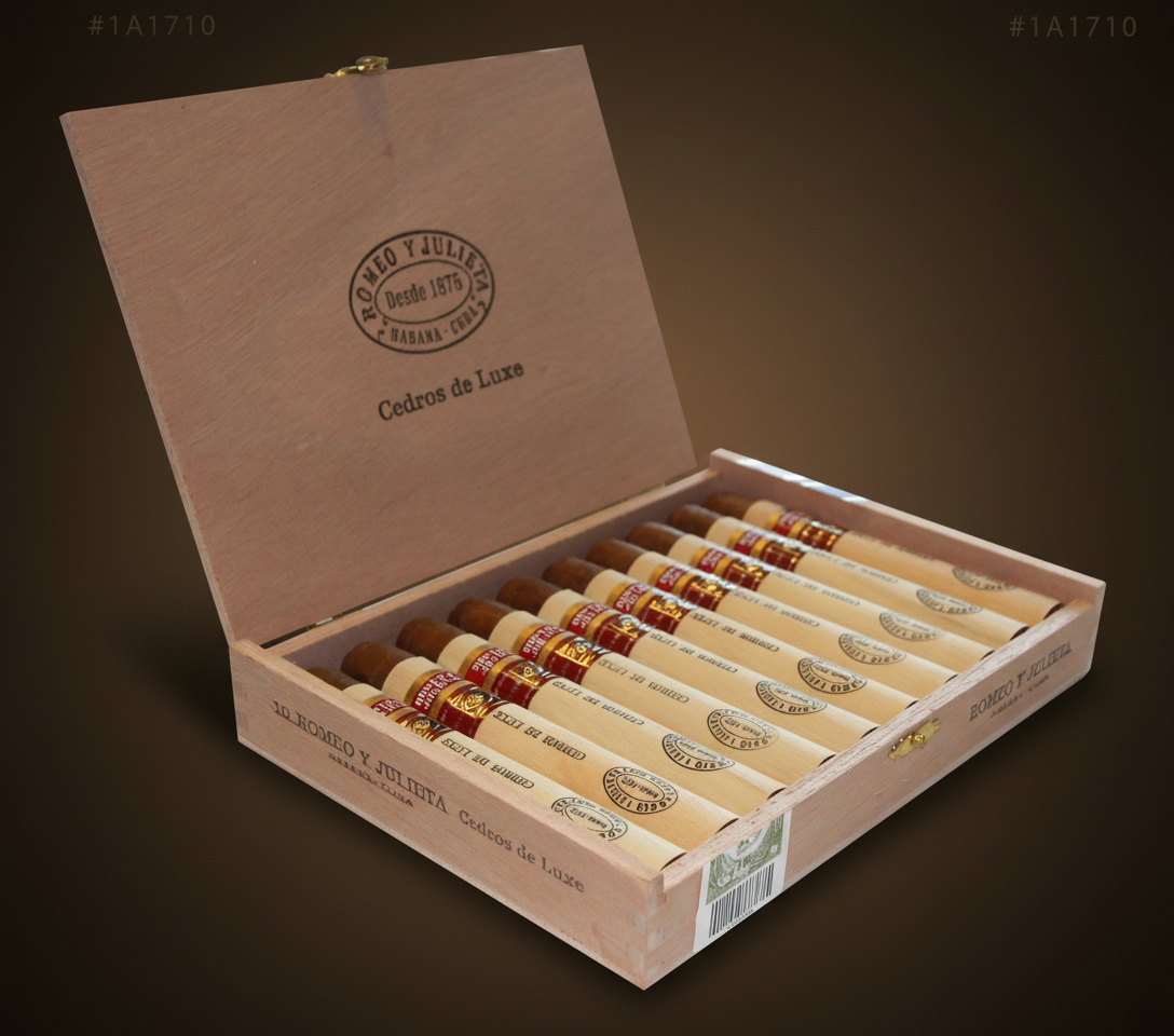 Romeo y Julieta · Cedros de Luxe Cigar LCDH