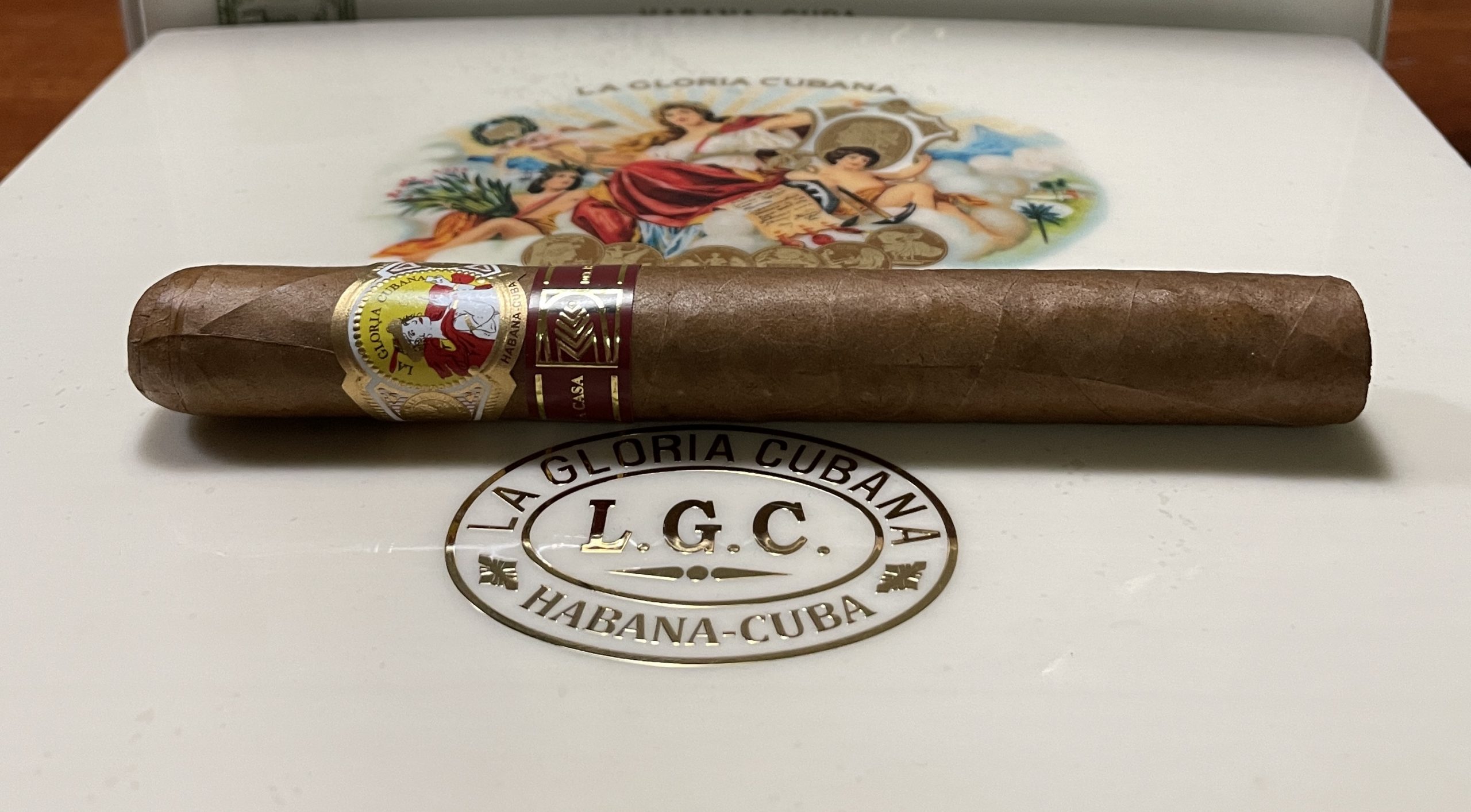 La Gloria Cubana · La Casa Del Habano Exclusivo